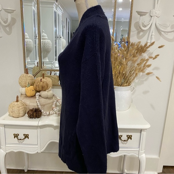 RDI Plunge V-Neck Dark Blue Long Sweater Tunic Sexy Oversized Sz Med Cozy Fall - Picture 3 of 9